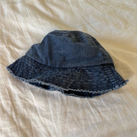 David and Young Textured Blue Soft Denim Bucket Hat - Picture 1 of 4